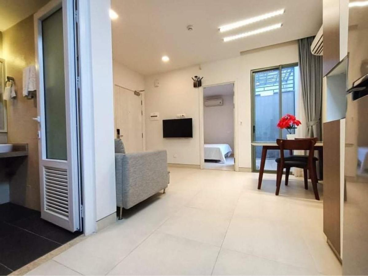 Glenwood Suites Ho Chi Minh City Exterior photo